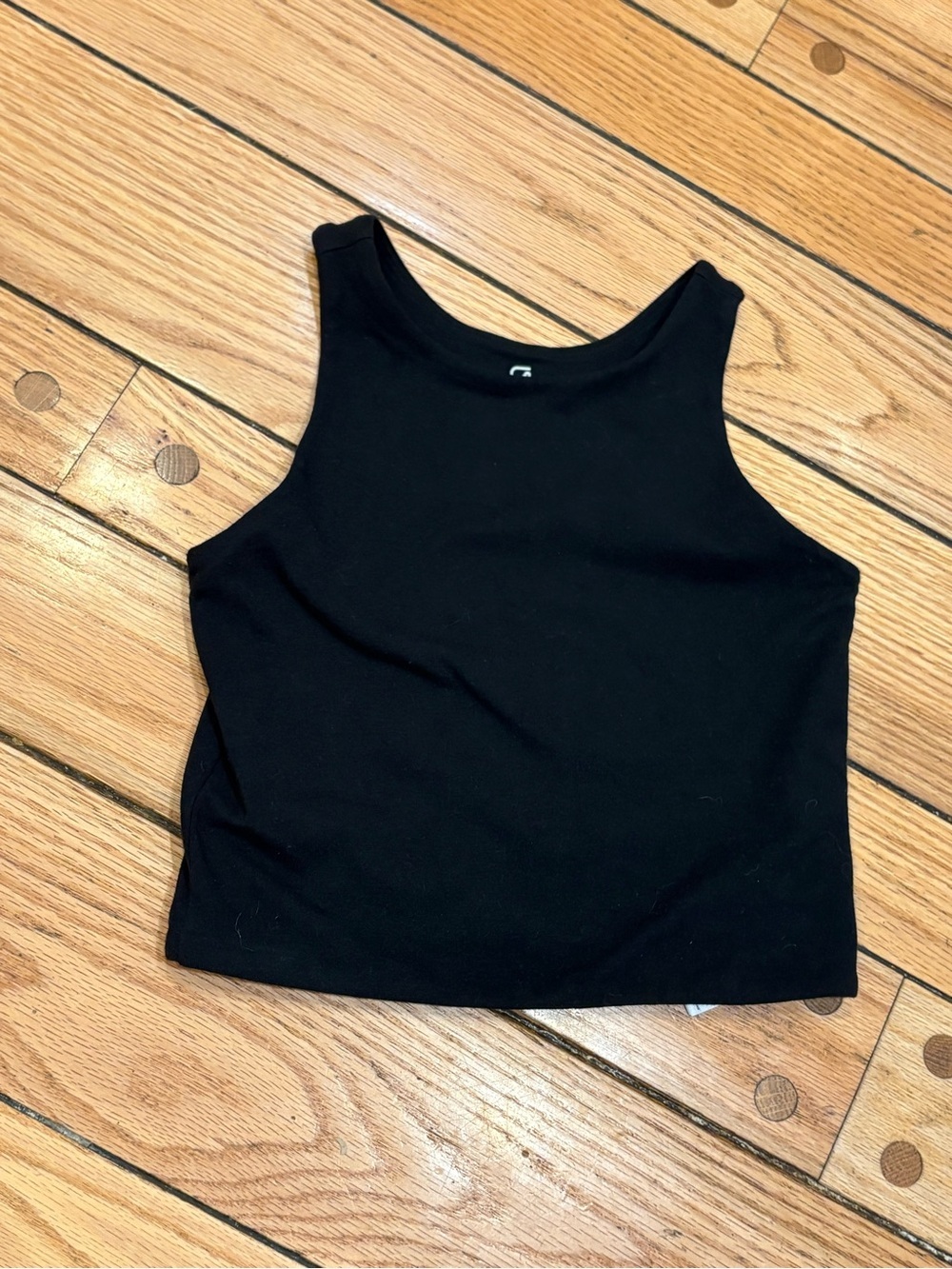 GAPfit Black Seamless Cropped Tank Top - Women's large